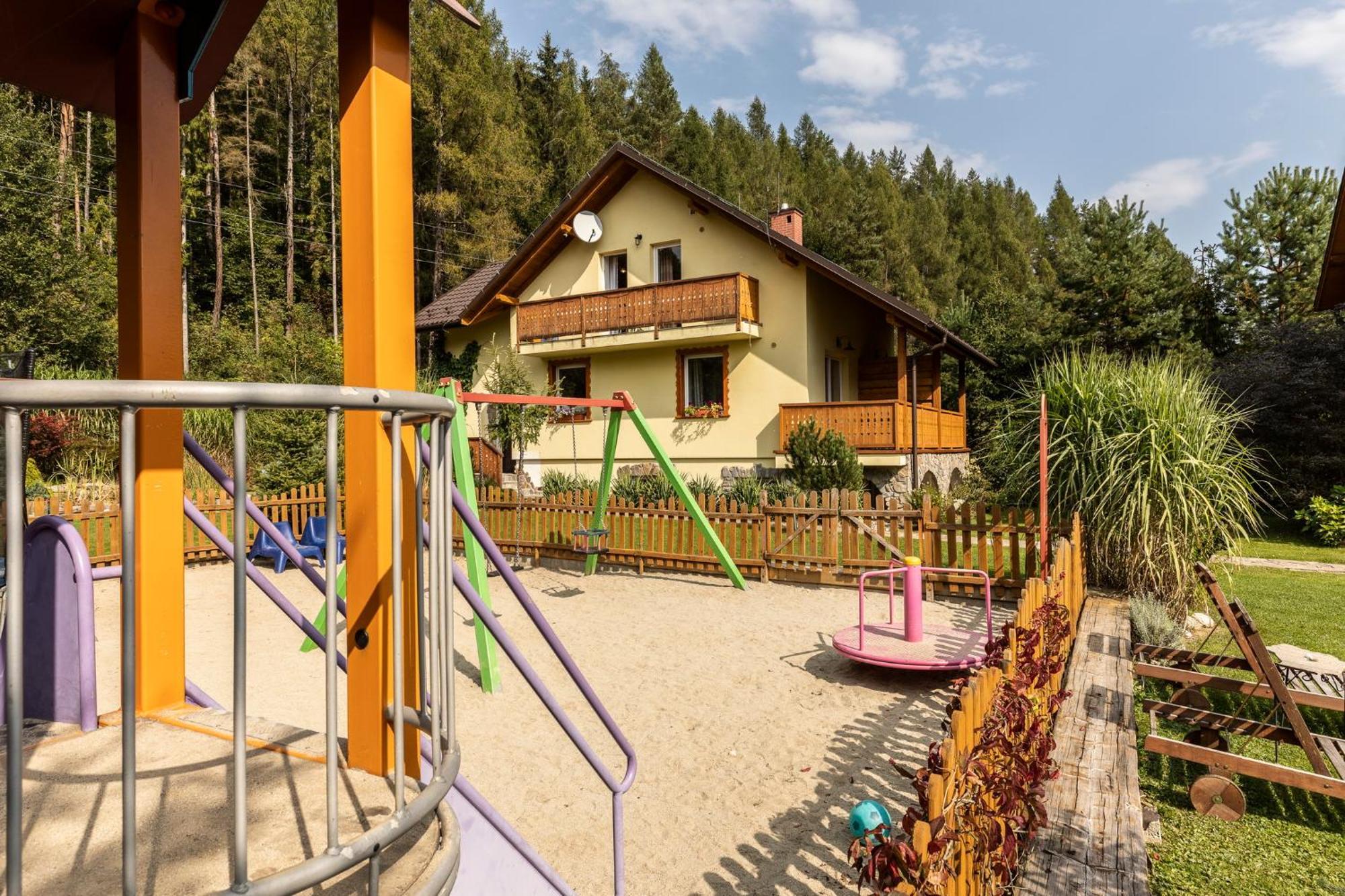 Apartamenty Zielona Owieczka Niedzica Zamek Εξωτερικό φωτογραφία